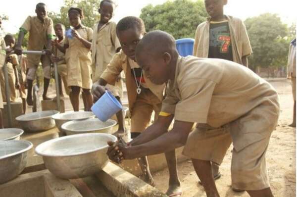 Remise du site d’installation d’un système d’approvisionnement en eau potable à Bantè